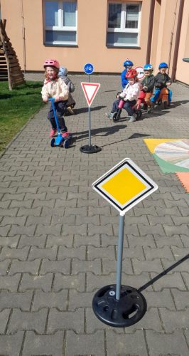 20250404 102807